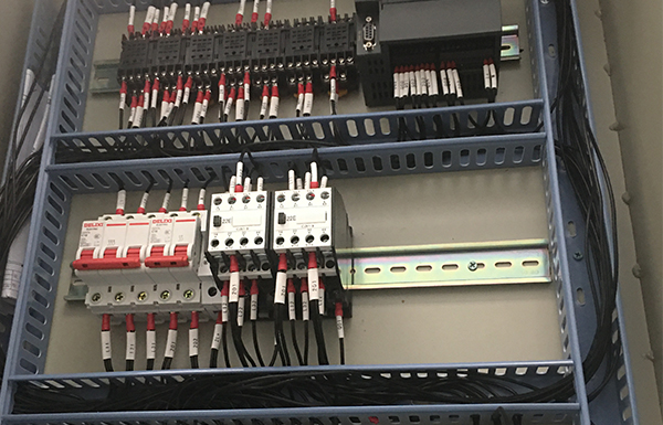 生產控製櫃、水阻櫃企業，維護、維修