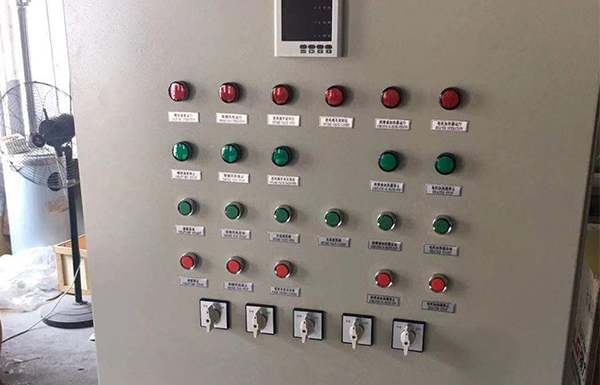 生產控製櫃、水阻櫃企業，維護、維修