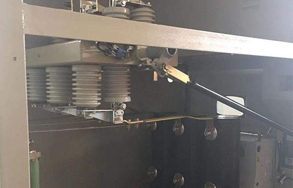 生產控製櫃、水阻櫃企業，維護、維修